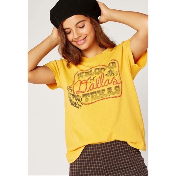 Daydreamer Welcome to Dallas Graphic Tour Tee Nwt - Picture 6 of 9